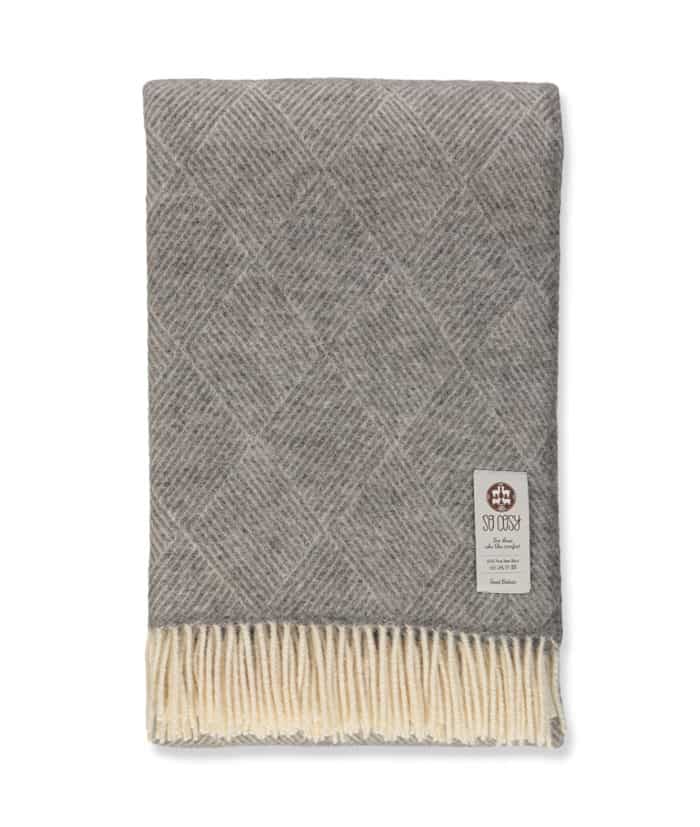 Gotland pure new wool cosy blanket in large size