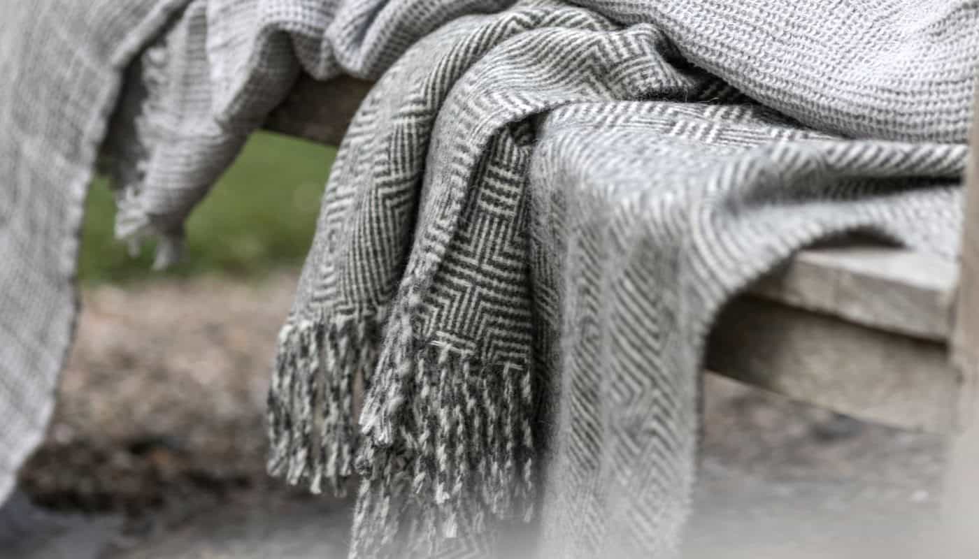 charcoal colour large size so cosy pure wool throw blanket