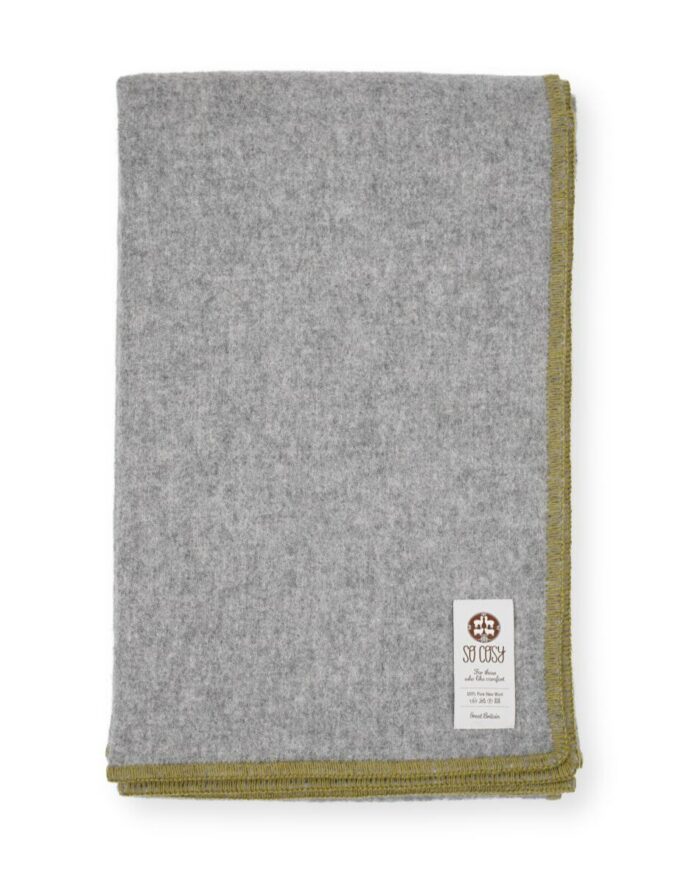 Della large size 140 x 240 cm Scandinavian wool cosy throw blanket