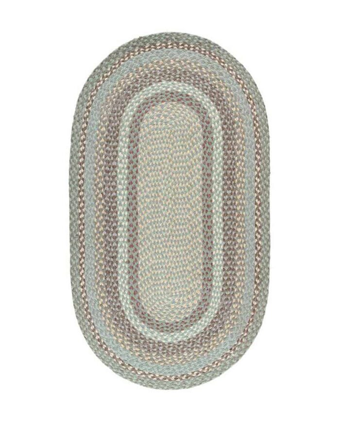 Seaspray rug in oval shape made with pure jute fibre