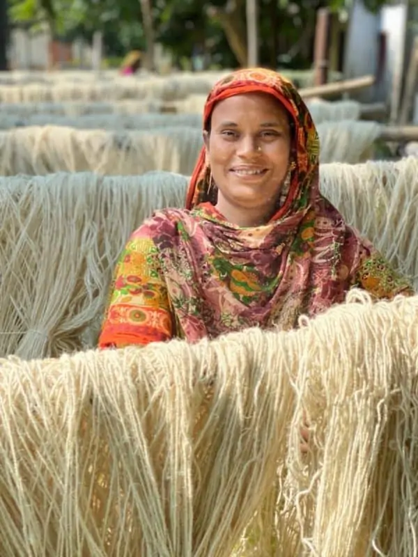 people who make jute products