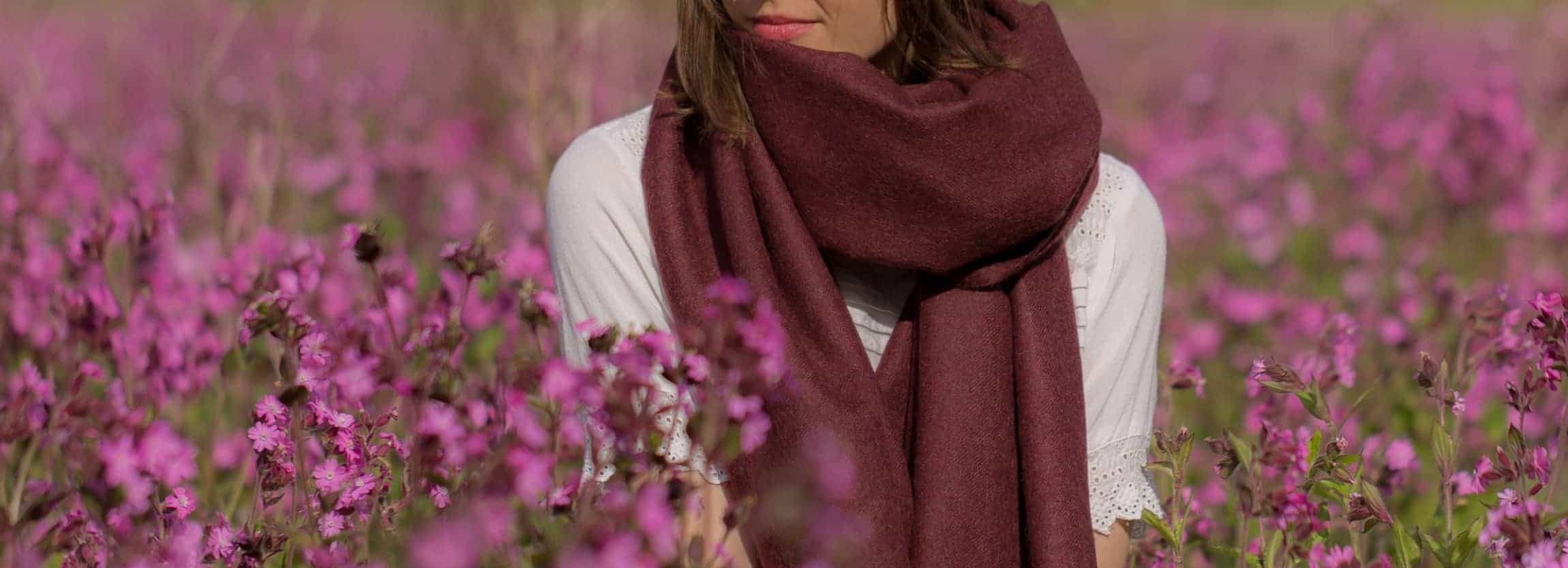 the-best-quality-scarves-shawls-wraps-made-from-baby-alpaca-wool-fibre