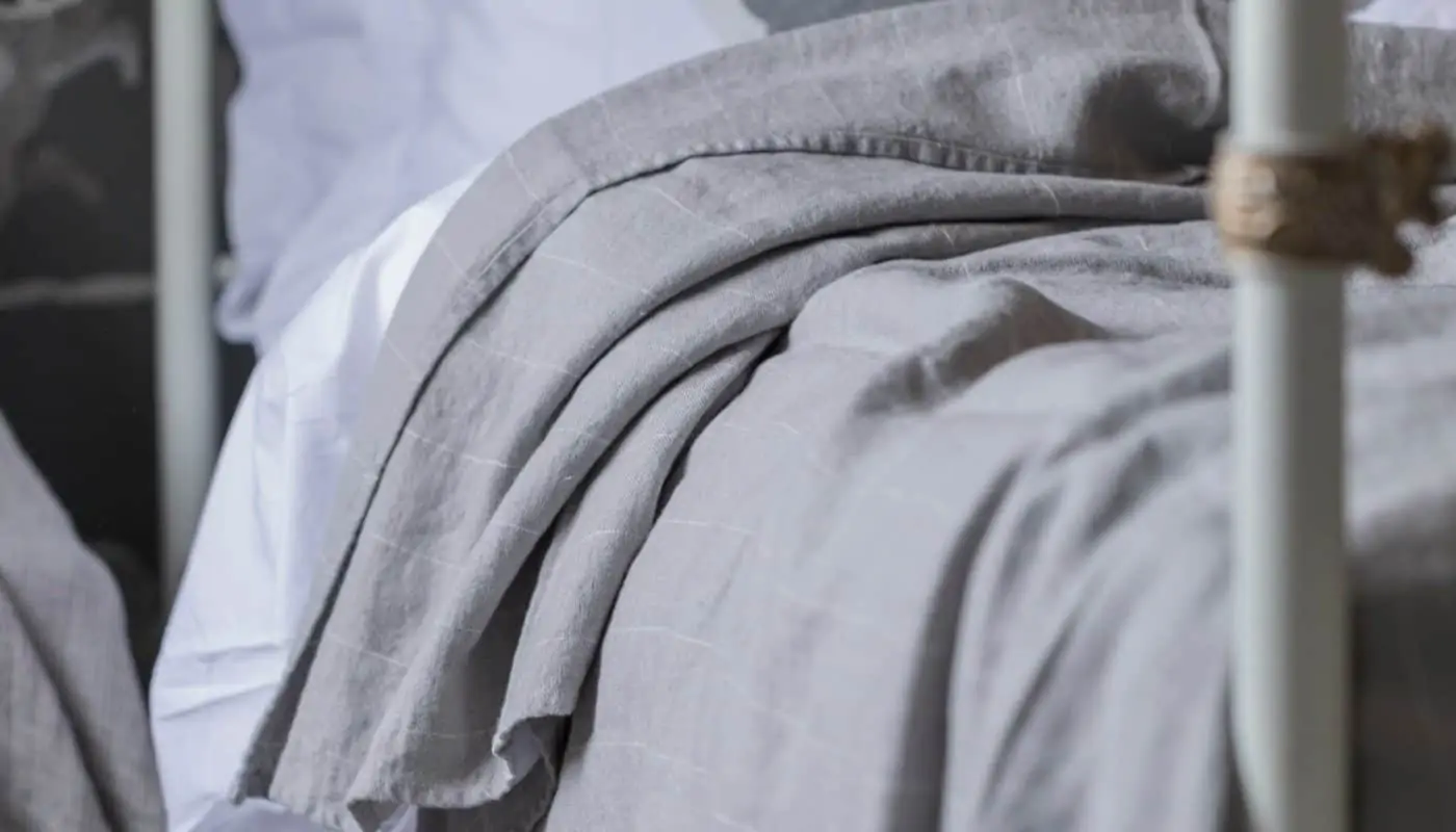 lunar-grey-natural-linen-throw-blanket-stripy-design