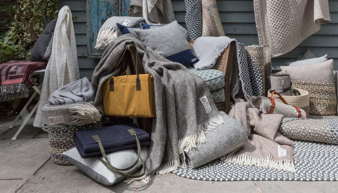 buy online so cosy natural wool throws blankets organic jute rugs basket picnic blankets
