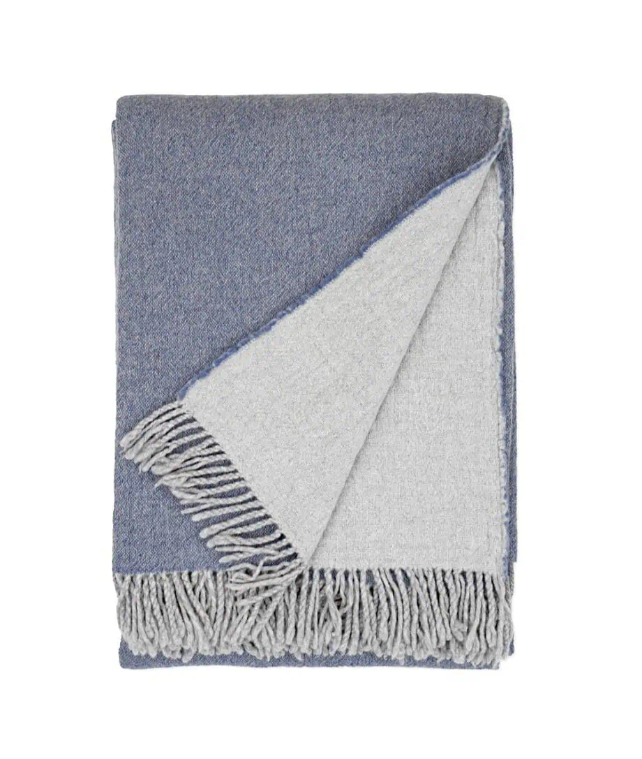 Dio super soft and cosy merino wool throw blanket