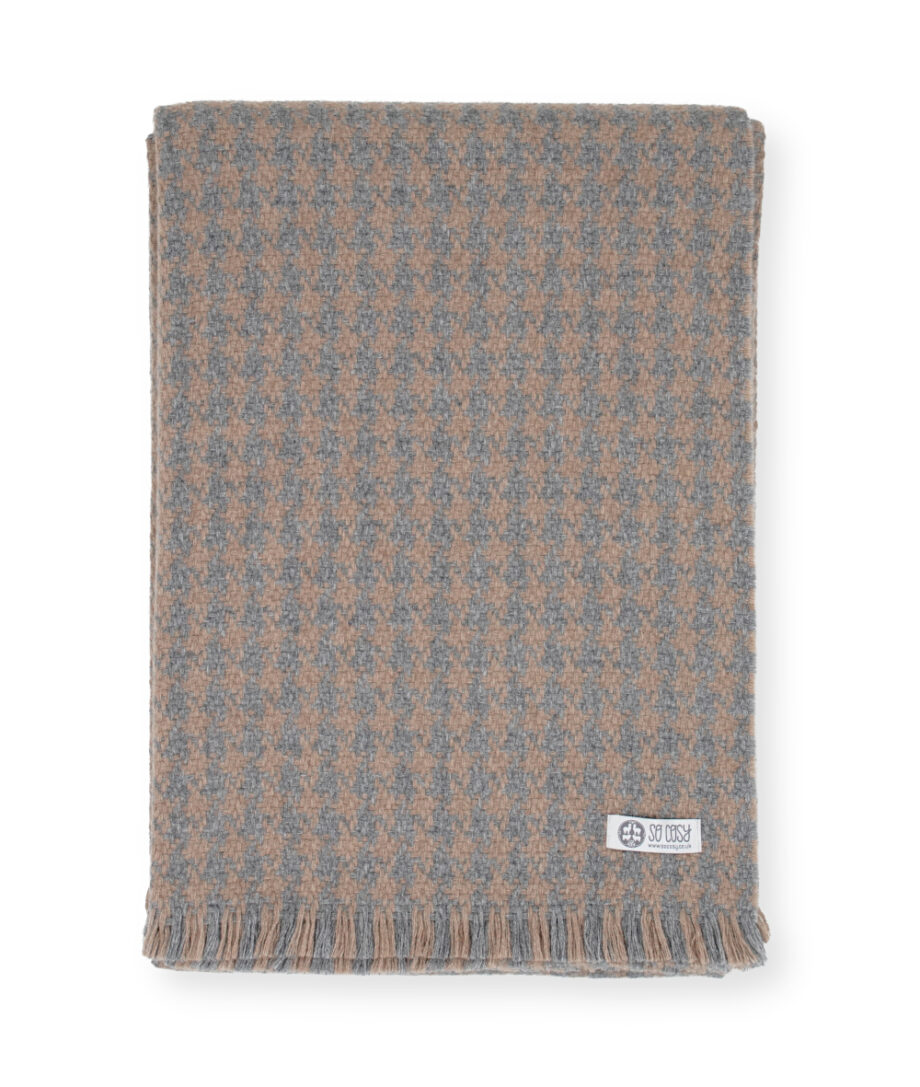 Tolone houndstooth grey beige cosy cashmere throw blanket