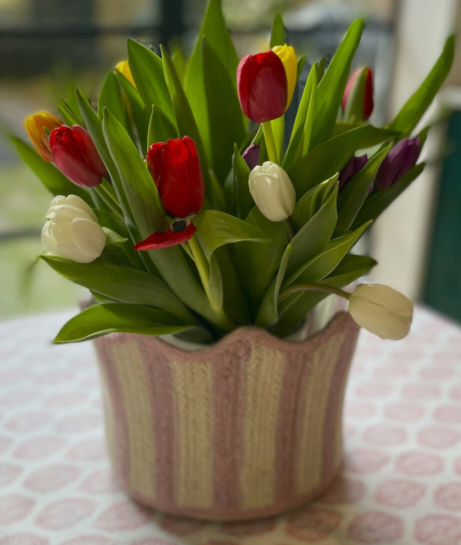 tulip shape organic jute stripy basket