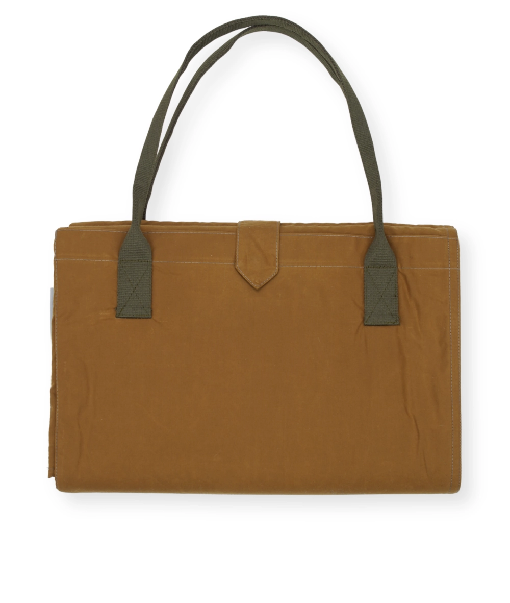 Foldaway Picnic Blanket – Bronze Brown Waxed Cotton & Undyed Wool